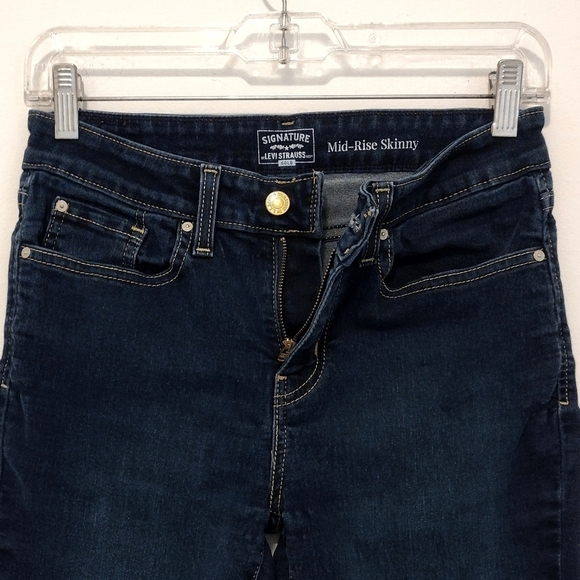 Signature by Levi Strauss - Mid Rise Skinny Jeans - Picture 5 of 14